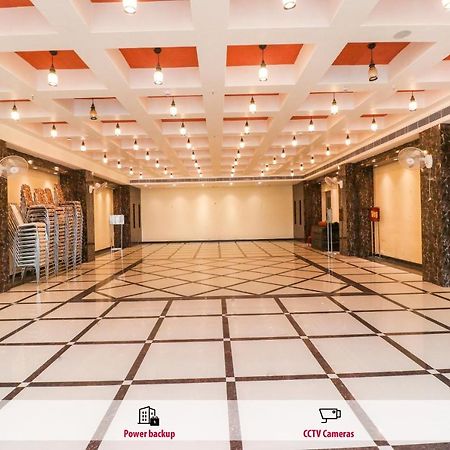 Oyo Flagship 69860 Mastana Palace Hotel Варанаси Екстериор снимка
