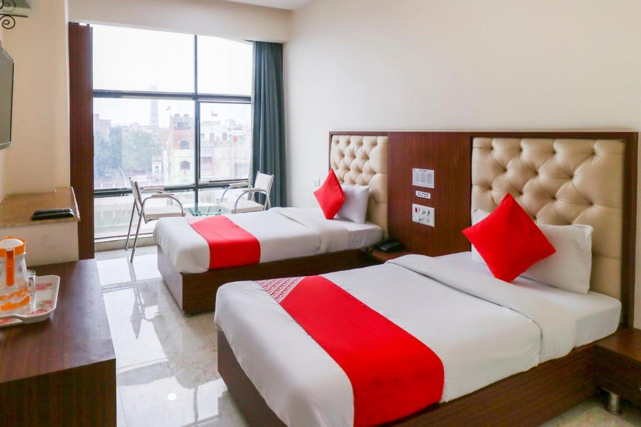 Oyo Flagship 69860 Mastana Palace Hotel Варанаси Екстериор снимка